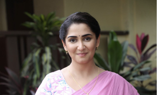 Srishti Jain learns the Banarasi dialect to bring authenticity to her role in Ganga Mai Ki Betiyan