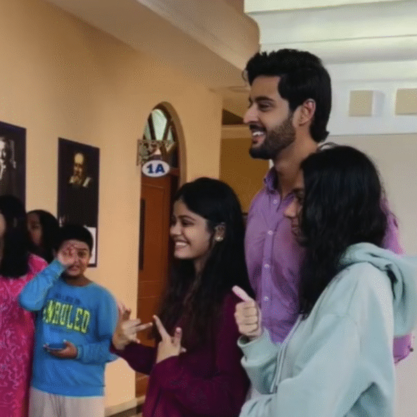 Fans visit Saru sets to meet Shagun Pandey;…