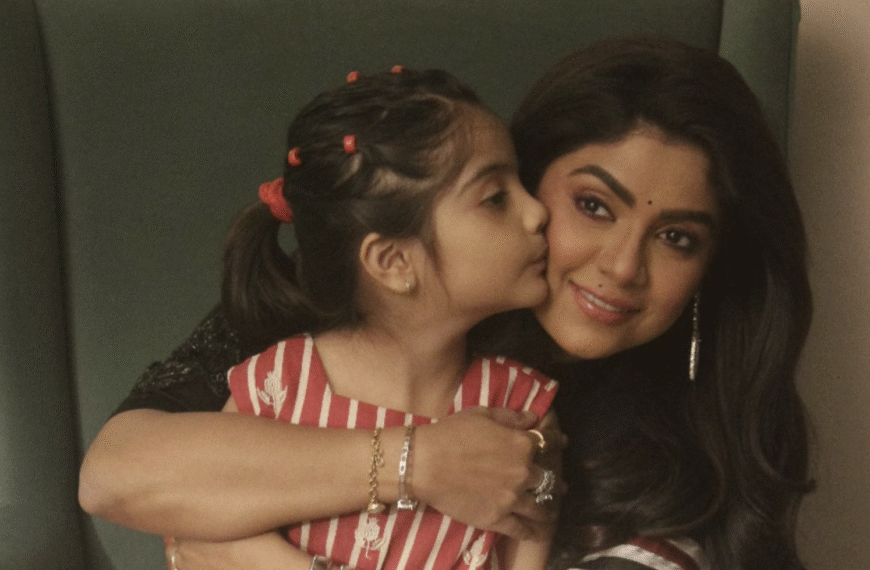 Jagadhatri actress Sayantani Ghosh shares an important message…